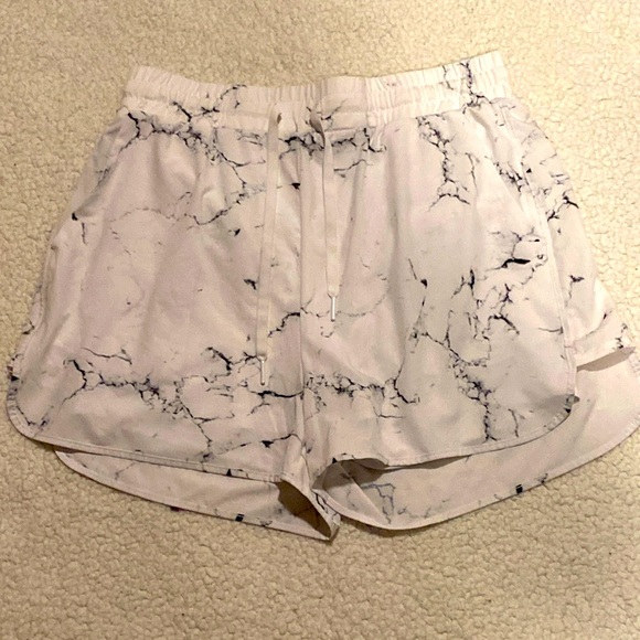 Buffbunny Collection Pants - Buffbunny medium athletic shorts with liner